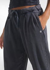 BRUSHED SWEATSHIRT TRACKSUIT AND STRAIGHT TROUSERS WITH A BLACK MALTINTO EFFECT - Active Sets | DEHA