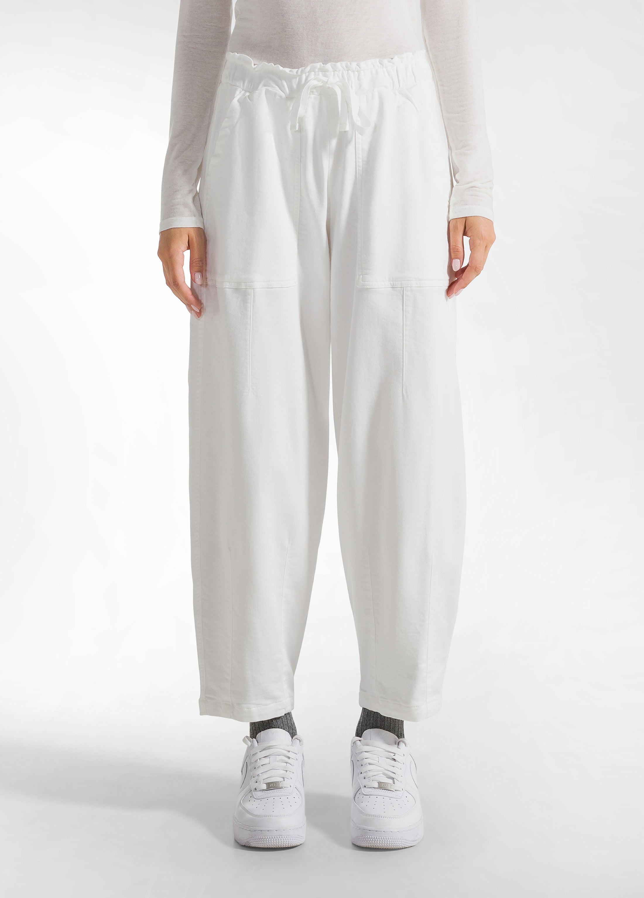 MODAL GABARDINE BALLOON PANTS - WHITE | DEHA