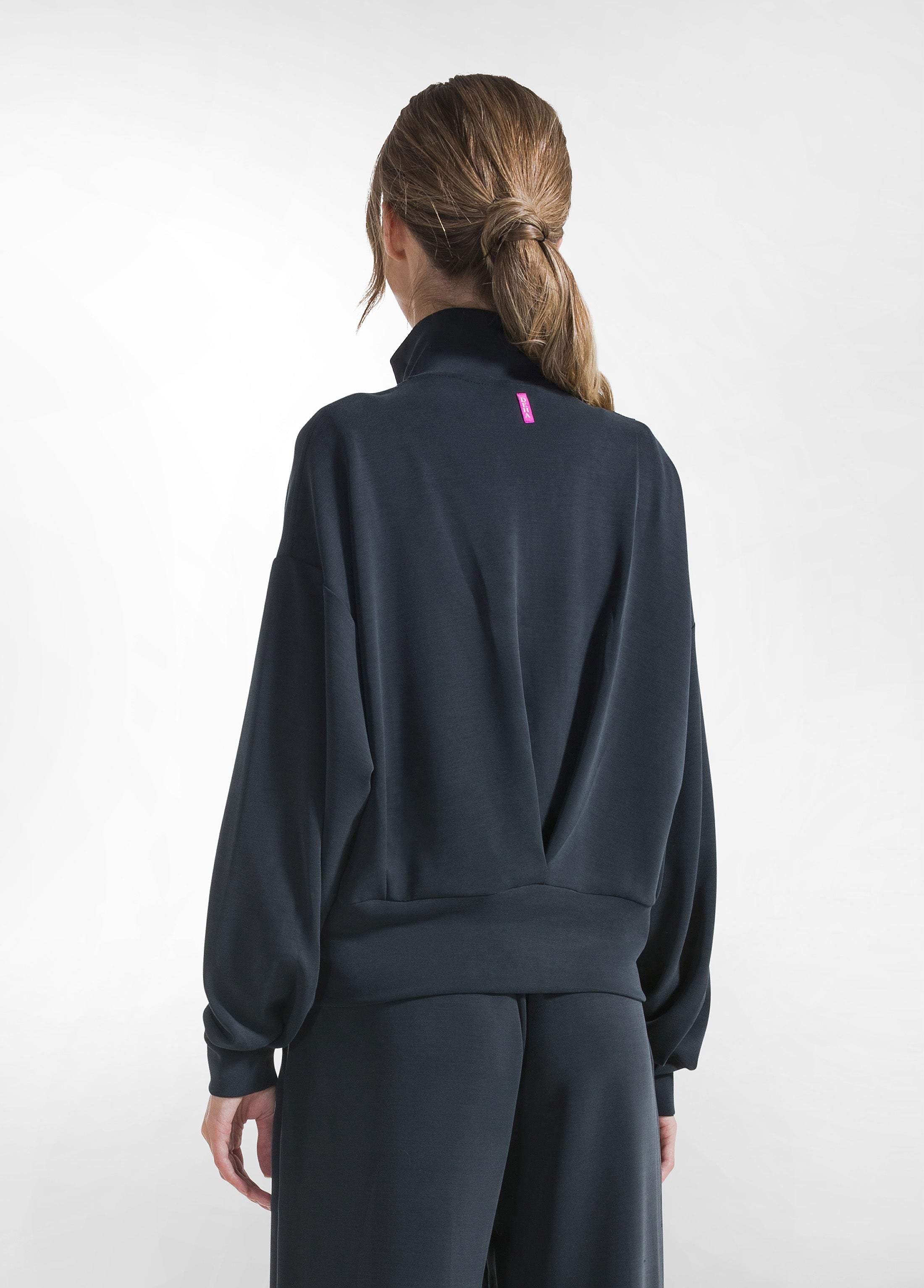BLACK SOFT TOUCH MODAL ZIP-UP SWEATSHIRT | DEHA