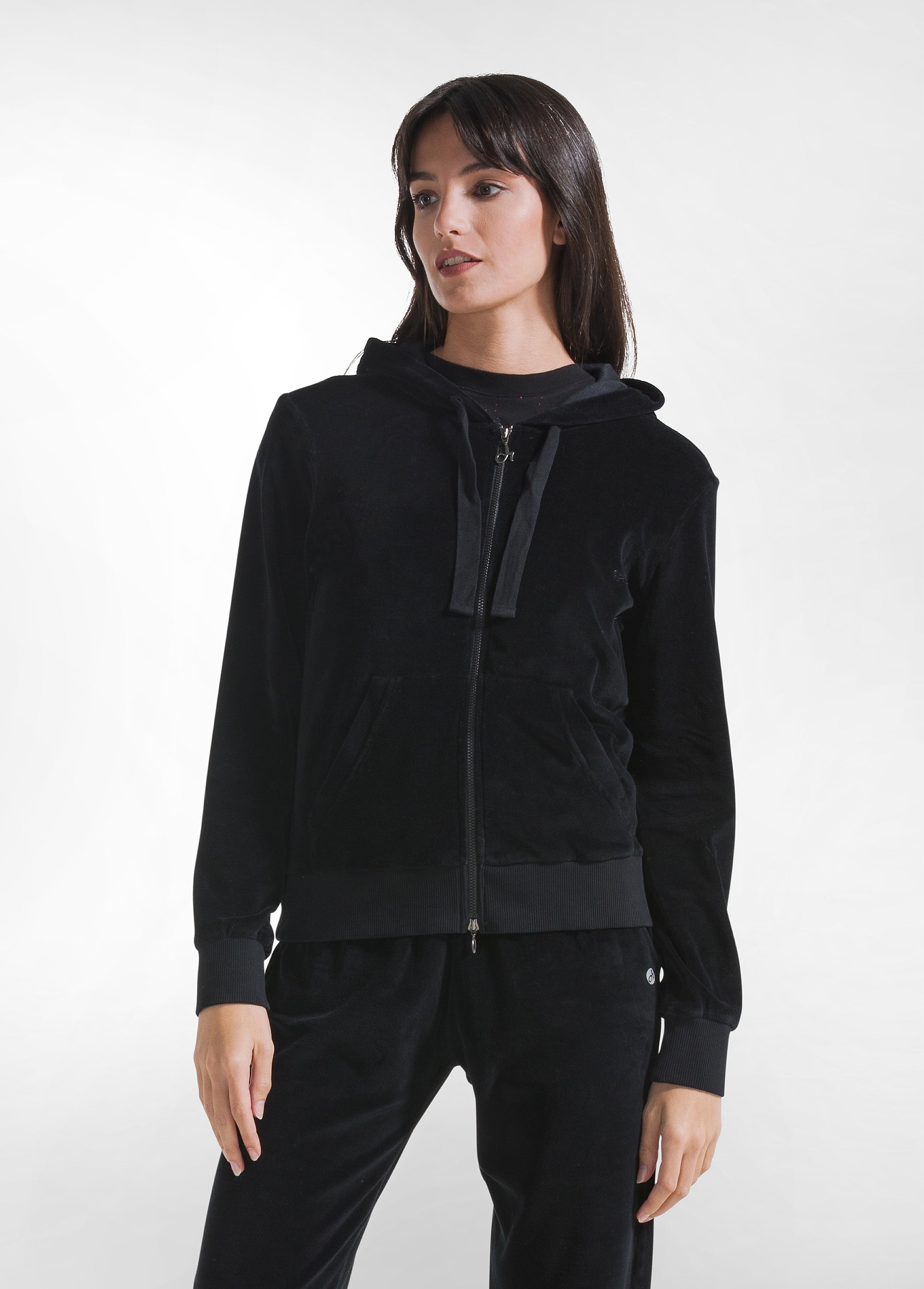 Felpa In Ciniglia Con Zip E Cappuccio Nero Felpa In Ciniglia Con Zip E Cappuccio Nero