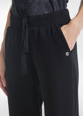 PANTALONI IN COTONE STRETCH CON FONDO A COSTINE NE - BLACK | DEHA