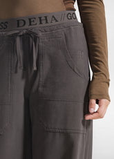 PANTALONI 'MAGNUM' IN FELPA LEGGERA MARRONE - MOKA BROWN | DEHA