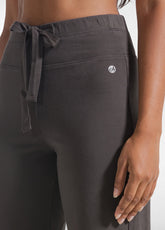 PANTALONI A GAMBA MORBIDA IN FELPINA STRETCH ORGANICA MARRONE - MOKA BROWN | DEHA