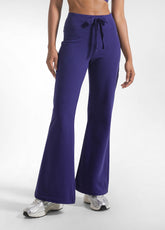 PANTALONI A GAMBA MORBIDA IN FELPINA STRETCH ORGANICA VIOLA - DEEP PURPLE | DEHA
