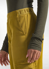 PANTALONI CARGO IN GABARDINA VERDE - MUSTARD GREEN | DEHA