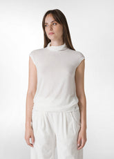 CASHMERE BLEND HIGH NECK T-SHIRT, WHITE - Tops & T-Shirts | DEHA