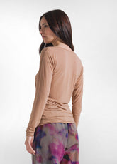 T-SHIRT A MANICA LUNGA IN MISTO CASHMERE MARRONE - CAMEL BROWN | DEHA