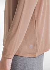 HIGH NECK LONG-SLEEVE T-SHIRT IN CASHMERE BLEND - - CAMEL BROWN | DEHA