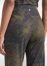 LEGGINGS DRITTI IN MICROFIBRA STRETCH STAMPATA MARRONE - ALLOVER MARBLE BROWN | DEHA