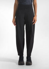 BLACK TECHNICAL FABRIC SWEATSHIRT WITH ZIP AND TROUSERS - | DEHA