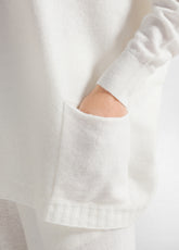 WIDE WHITE WOOL BLEND SWEATER - MILK WHITE | DEHA