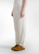 PANTALONE LOUNGE IN MAGLIA CARROT FIT BIANCO - MILK WHITE | DEHA