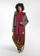 SCIARPA CON FRANGE ROSSO - CHERRY RED | DEHA