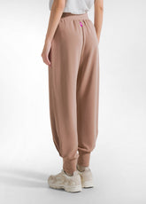 PANTALONE JOGGER IN MODAL SOFT TOUCH MARRONE - CAMEL BROWN | DEHA