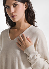 MAGLIA OVER CON SCOLLO A V IN MISTO CASHMERE BEIGE - Maglie Cashmere da Donna | DEHA
