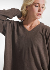 MAGIC OVER WITH V-NECK IN BROWN CASHMERE BLEND - KAKI BROWN | DEHA