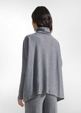 COMPLETO MAGLIA OVER A COLLO ALTO E PANTALONE IN MAGLIA MISTO CASHMERE GRIGIO - Comfort Sets | DEHA