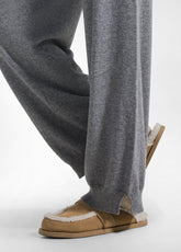 GREY CASHMERE BLEND KNITTED TROUSERS - SILVER GREY | DEHA