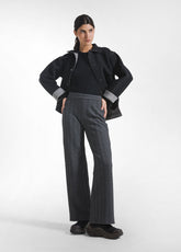 T-SHIRT GIROCOLLO MANICA LUNGA A COSTINE IN MISTO CASHMERE NERO - BLACK | DEHA