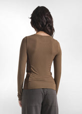 T-SHIRT GIROCOLLO MANICA LUNGA A COSTINE IN MISTO CASHMERE MARRONE - KAKI BROWN | DEHA
