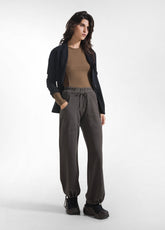 T-SHIRT GIROCOLLO MANICA LUNGA A COSTINE IN MISTO CASHMERE MARRONE - KAKI BROWN | DEHA