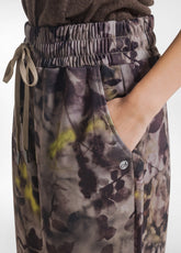 TUTA FELPA CON ZIP E PANTALONE JOGGER CON STAMPA FLOREAL MARRONE - | DEHA