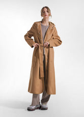 CAPPOTTO LUNGO IN LANA CON CAPPUCCIO MARRONE - CAMEL BROWN | DEHA