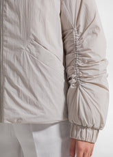 GIUBBOTTO IN NYLON IMBOTTITO CON CAPPUCCIO GRIGIO - ICE GREY | DEHA