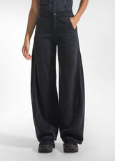 PANTALONE AMPIO IN DENIM NERO - BLACK | DEHA
