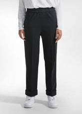 Gerade Hose mit schwarzem Umschlag - BLACK | DEHA