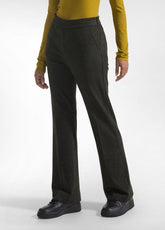 BLACK PINSTRIPE CIGARETTE PANTS - BLACK | DEHA