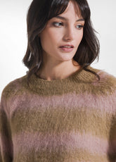 MAGLIONE GIROCOLLO CON DISEGNO JACQUARD IN MISTO LANA BEIGE - STRIPED BEIGE | DEHA