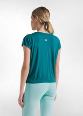 T-SHIRT YOGA CON NODO FRONTALE VERDE - PEACOCK GREEN | DEHA