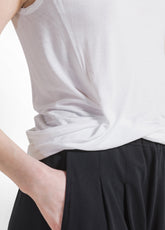 CANOTTA YOGA CON NODO FRONTALE BIANCO - WHITE | DEHA