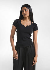 T-SHIRT ADERENTE IN COSTINA NERO - BLACK | DEHA
