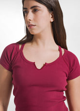 T-SHIRT ADERENTE IN COSTINA ROSSO - CHERRY RED | DEHA