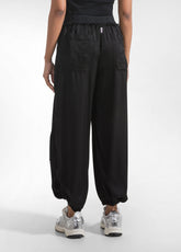 PANTALONI SATINATI MODELLO MAGNUM NERO - BLACK | DEHA