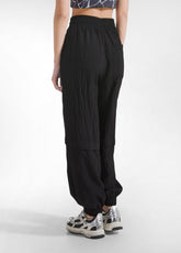 JOGGER AMPI IN VISCOSA EFFETTO STROPICCIATO NERO - BLACK | DEHA