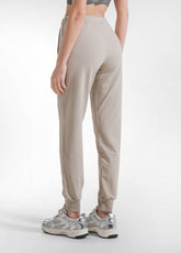 TUTA FELPA E JOGGER IN TESSUTO STRETCH BEIGE - | DEHA