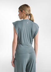 COMPLETO T-SHIRT E PANTALONE IN VISCOSA STRETCH VERDE - | DEHA