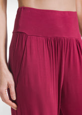 COMPLETO T-SHIRT E PANTALONE DRITTO IN VISCOSA STRETCH ROSSO - | DEHA