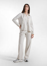 COMPLETO FELPA POLO SATINATA E PANTALONI DRITTI EFFETTO SFUMATO BEIGE - Tute e Set Coordinati | DEHA