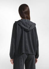 FELPA CON CAPPUCCIO CON DETTAGLI IN SATIN EFFETTO - BLACK | DEHA