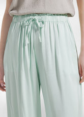 PANTALONI PALAZZO IN SATIN VERDE - JADE GREEN | DEHA
