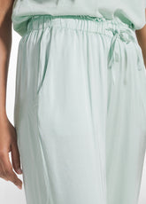 COMPLETO TOP E PANTALONI JOGGER IN JERSEY E SATIN VERDE - Everyday Sets | DEHA