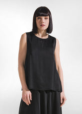 TOP IN SATIN CON DETTAGLIO ARRICCIATO NERO - BLACK | DEHA