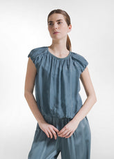 TOP IN COTONE LEGGERO CON STRATI IN SETA VERDE - TEAL GREEN | DEHA