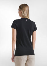 T-SHIRT FLAMMÈ CON SCOLLO A V NERO - BLACK | DEHA