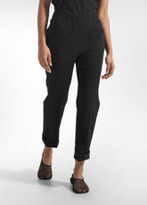 PANTALONI DRITTI IN POPLINE ELASTICIZZATO NERO - BLACK | DEHA