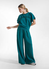 COMPLETO FELPA CON DETTAGLIO E PANTALONI LARGHI IN VISCOSA EFFETTO STROPICCIATO VERDE - Tute e Set Coordinati | DEHA